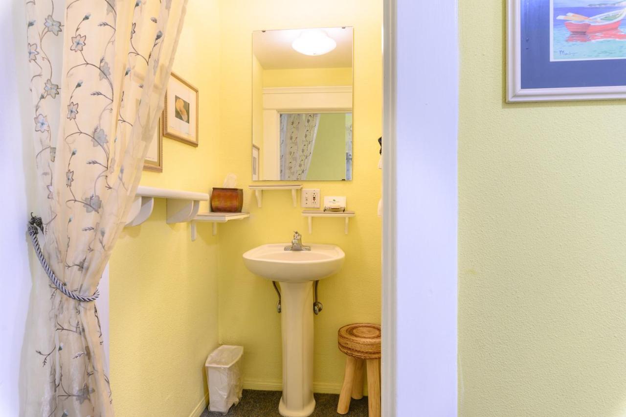 Bed & Breakfast Beachrunners 2*